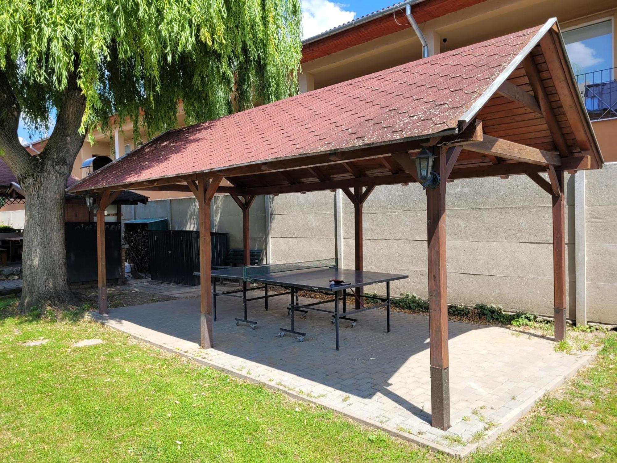 Penzion Korzo Štúrovo Exterior foto