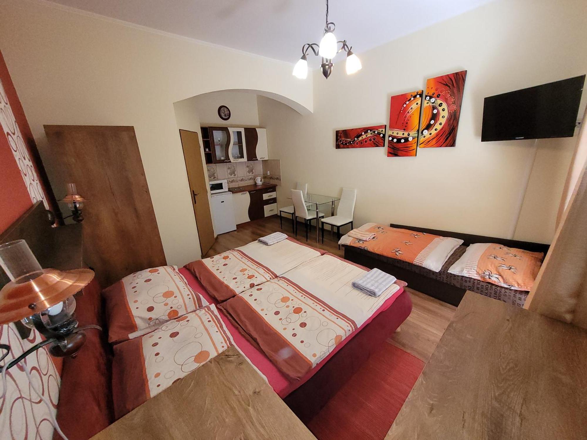 Penzion Korzo Štúrovo Exterior foto