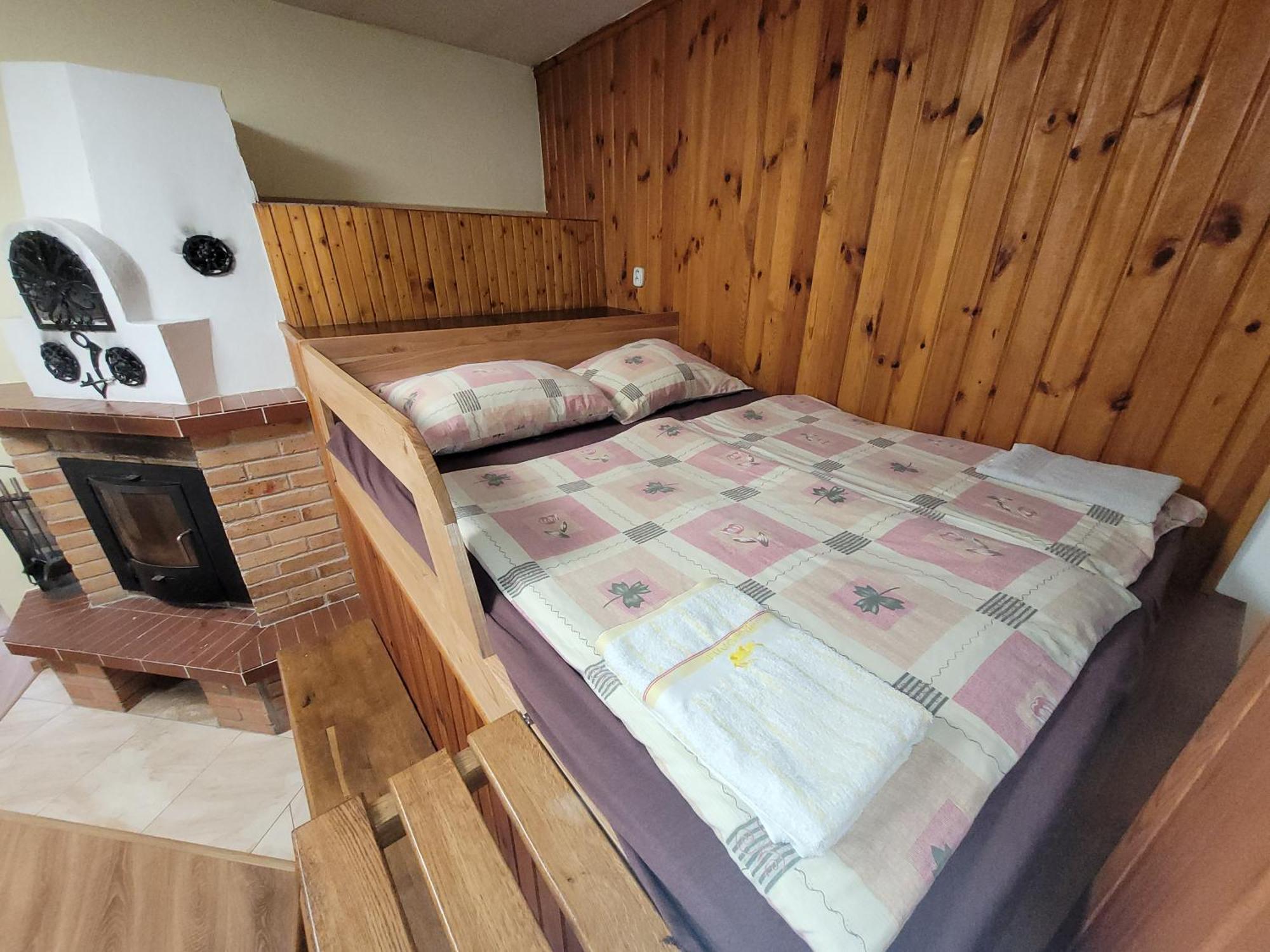 Penzion Korzo Štúrovo Exterior foto